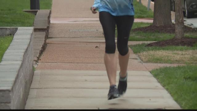 Woman who trained while battling cancer places fifth in Go! St. Louis Marathon | 0