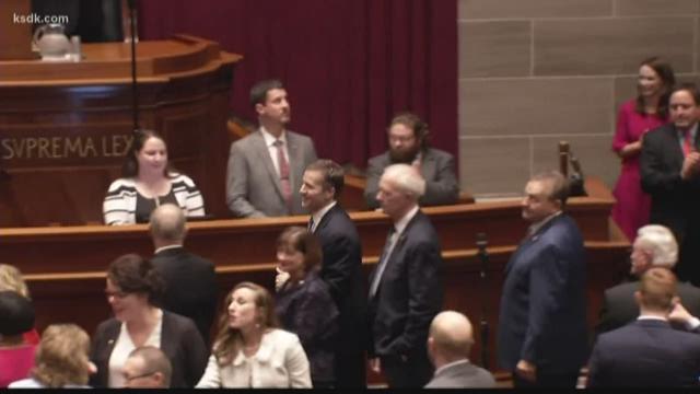 Missouri governor acknowledges affair; attorney refutes blackmail claims